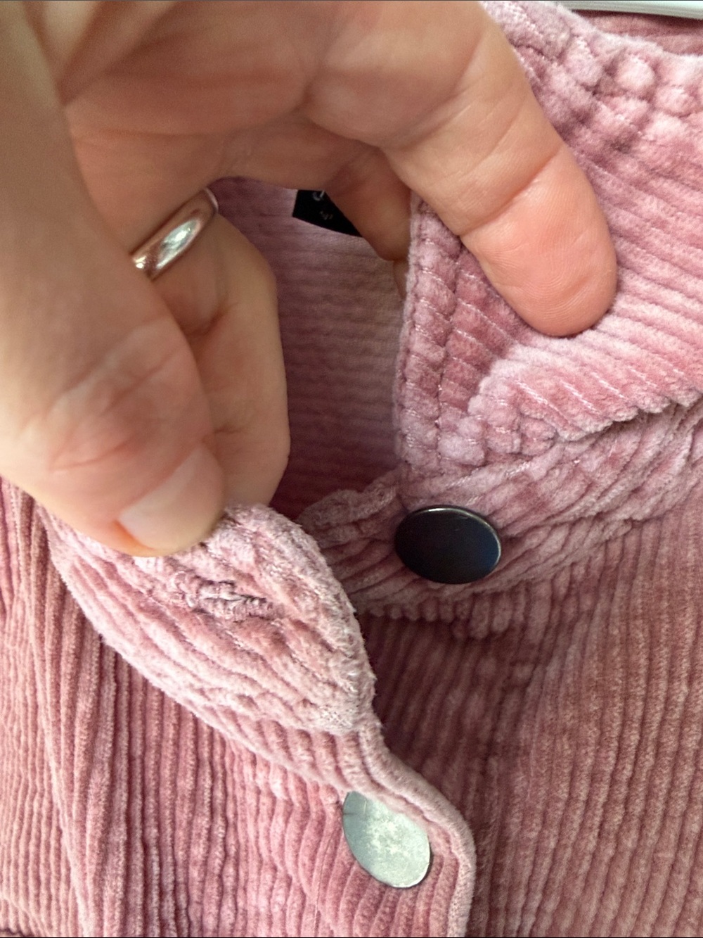 Kut from the Kloth Dusty Rose Corduroy Button Down Top, Size XS. - Picture 7 of 15
